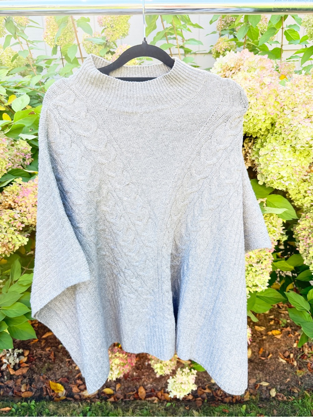 Simply Vera Vera Wang Light Gray Cable-Knit Poncho Sweater